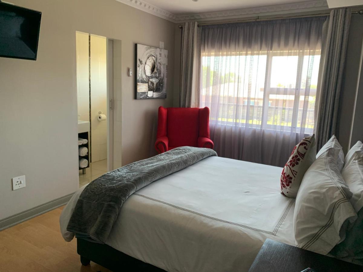 Hotel Leighton Court à Newcastle Extérieur photo