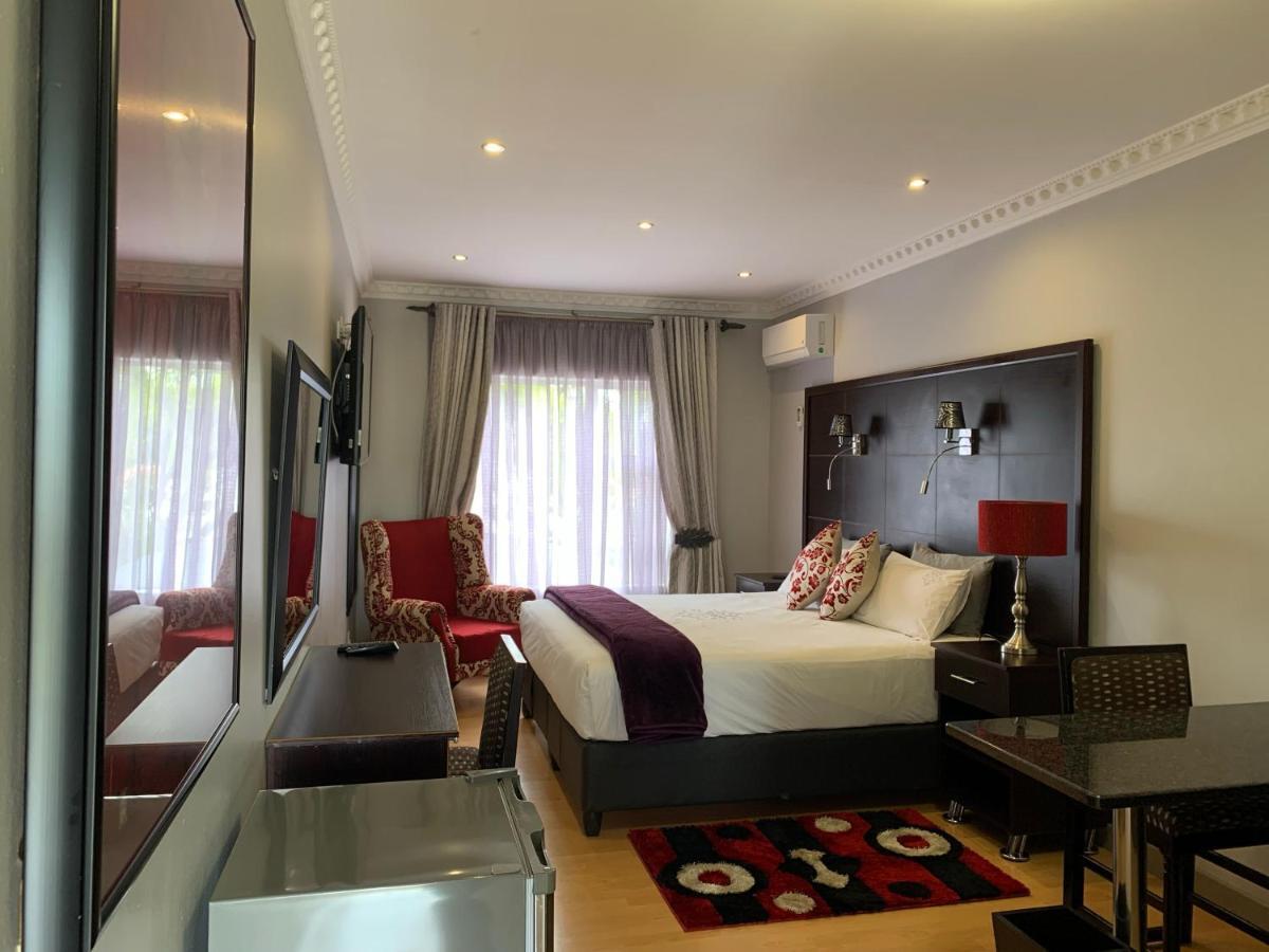 Hotel Leighton Court à Newcastle Extérieur photo